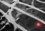 Standbild Quartermaster Corps während des Zweiten Weltkrieg europäische Theater, 1943, aus Sekunde 40 historischem Filmmaterial Videoclip 65675070052