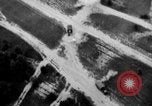 Standbild Quartermaster Corps während des Zweiten Weltkrieg europäische Theater, 1943, aus Sekunde 42 historischem Filmmaterial Videoclip 65675070052