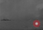 Image de l'armée des États-Unis 77e Division dans Seconde Guerre Mondiale Îles Ryukyu, 1945, de la seconde 5 séquences d'archives historiques vidéo 65675070070