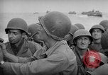 Image de l'armée des États-Unis 77e Division dans Seconde Guerre Mondiale Îles Ryukyu, 1945, de la seconde 25 séquences d'archives historiques vidéo 65675070070