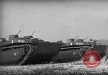 Image de l'armée des États-Unis 77e Division dans Seconde Guerre Mondiale Îles Ryukyu, 1945, de la seconde 41 séquences d'archives historiques vidéo 65675070070