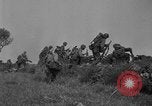Image de l'armée des États-Unis 77e Division dans Seconde Guerre Mondiale Îles Ryukyu, 1945, de la seconde 44 séquences d'archives historiques vidéo 65675070070