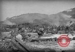 Image de l'armée des États-Unis 77e Division dans Seconde Guerre Mondiale Îles Ryukyu, 1945, de la seconde 57 séquences d'archives historiques vidéo 65675070070