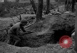 Standbild amerikanische Armee 77th Division Pacific Kampagne Ryukyu Inseln, 1945, aus Sekunde 14 historischem Filmmaterial Videoclip 65675070071