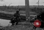 Standbild amerikanische Armee 77th Division Pacific Kampagne Ryukyu Inseln, 1945, aus Sekunde 21 historischem Filmmaterial Videoclip 65675070071