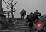 Standbild amerikanische Armee 77th Division Pacific Kampagne Ryukyu Inseln, 1945, aus Sekunde 25 historischem Filmmaterial Videoclip 65675070071