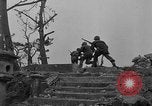 Standbild amerikanische Armee 77th Division Pacific Kampagne Ryukyu Inseln, 1945, aus Sekunde 27 historischem Filmmaterial Videoclip 65675070071