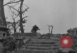 Standbild amerikanische Armee 77th Division Pacific Kampagne Ryukyu Inseln, 1945, aus Sekunde 29 historischem Filmmaterial Videoclip 65675070071