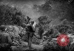 Standbild amerikanische Armee 77th Division Pacific Kampagne Ryukyu Inseln, 1945, aus Sekunde 39 historischem Filmmaterial Videoclip 65675070071