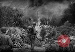 Standbild amerikanische Armee 77th Division Pacific Kampagne Ryukyu Inseln, 1945, aus Sekunde 41 historischem Filmmaterial Videoclip 65675070071