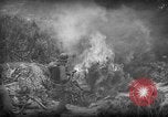 Standbild amerikanische Armee 77th Division Pacific Kampagne Ryukyu Inseln, 1945, aus Sekunde 44 historischem Filmmaterial Videoclip 65675070071