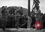 Standbild amerikanische Armee 77th Division Pacific Kampagne Ryukyu Inseln, 1945, aus Sekunde 52 historischem Filmmaterial Videoclip 65675070071