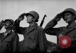 Standbild amerikanische Armee 77th Division Pacific Kampagne Ryukyu Inseln, 1945, aus Sekunde 58 historischem Filmmaterial Videoclip 65675070071