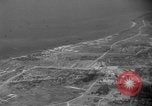 Immagine di 77Th divisione nella seconda guerra mondiale di Okinawa Okinawa isole Ryukyu, 1945, secondo 18 filmato di repertorio 65675070072