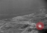 Immagine di 77Th divisione nella seconda guerra mondiale di Okinawa Okinawa isole Ryukyu, 1945, secondo 19 filmato di repertorio 65675070072