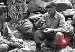Immagine di 77Th divisione nella seconda guerra mondiale di Okinawa Okinawa isole Ryukyu, 1945, secondo 35 filmato di repertorio 65675070072