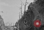 Immagine di 77Th divisione nella seconda guerra mondiale di Okinawa Okinawa isole Ryukyu, 1945, secondo 45 filmato di repertorio 65675070072