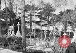 Standbild amerikanischer Soldat die Beerdigung auf dem Friedhof Kerfautras Brest Frankreich, 1918, aus Sekunde 13 historischem Filmmaterial Videoclip 65675070094