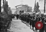 Image funérailles du soldat Brest France, 1918, de la seconde 22 séquences d'archives historiques vidéo 65675070096