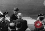 Immagine di John Kennedy Parigi Francia, 1961, secondo 27 filmato di repertorio 65675070097