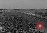Standbild Epsom Derby Epsom Surrey England, 1961, aus Sekunde 8 historischem Filmmaterial Videoclip 65675070100