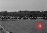 Standbild Epsom Derby Epsom Surrey England, 1961, aus Sekunde 22 historischem Filmmaterial Videoclip 65675070100
