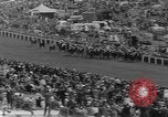 Standbild Epsom Derby Epsom Surrey England, 1961, aus Sekunde 37 historischem Filmmaterial Videoclip 65675070100
