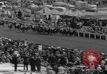 Standbild Epsom Derby Epsom Surrey England, 1961, aus Sekunde 39 historischem Filmmaterial Videoclip 65675070100