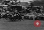 Standbild Epsom Derby Epsom Surrey England, 1961, aus Sekunde 50 historischem Filmmaterial Videoclip 65675070100