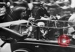 Standbild britischen Königsfamilie besucht Paris Paris Frankreich, 1938, aus Sekunde 14 historischem Filmmaterial Videoclip 65675070102