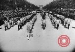 Standbild britischen Königsfamilie besucht Paris Paris Frankreich, 1938, aus Sekunde 27 historischem Filmmaterial Videoclip 65675070102