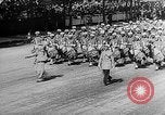 Standbild britischen Königsfamilie besucht Paris Paris Frankreich, 1938, aus Sekunde 59 historischem Filmmaterial Videoclip 65675070102