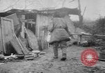 Standbild russischen Gefangenen Sowjetunion, 1942, aus Sekunde 26 historischem Filmmaterial Videoclip 65675070109