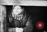 Standbild russischen Gefangenen Sowjetunion, 1942, aus Sekunde 37 historischem Filmmaterial Videoclip 65675070109