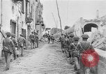 Immagine di Stati Uniti truppe Napoli Italia, 1943, secondo 1 filmato di repertorio 65675070118