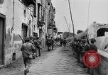 Immagine di Stati Uniti truppe Napoli Italia, 1943, secondo 4 filmato di repertorio 65675070118