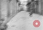 Immagine di Stati Uniti truppe Napoli Italia, 1943, secondo 16 filmato di repertorio 65675070118