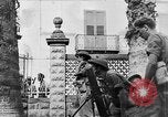 Immagine di Stati Uniti truppe Napoli Italia, 1943, secondo 24 filmato di repertorio 65675070118