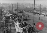 Image les chars soviétiques Budapest Hongrie, 1956, de la seconde 10 séquences d'archives historiques vidéo 65675070127