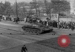 Image les chars soviétiques Budapest Hongrie, 1956, de la seconde 16 séquences d'archives historiques vidéo 65675070127