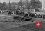 Image les chars soviétiques Budapest Hongrie, 1956, de la seconde 17 séquences d'archives historiques vidéo 65675070127