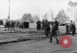 Image les chars soviétiques Budapest Hongrie, 1956, de la seconde 27 séquences d'archives historiques vidéo 65675070127