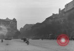 Image les chars soviétiques Budapest Hongrie, 1956, de la seconde 42 séquences d'archives historiques vidéo 65675070127