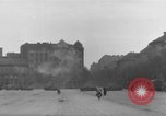 Image les chars soviétiques Budapest Hongrie, 1956, de la seconde 46 séquences d'archives historiques vidéo 65675070127
