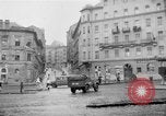 Standbild sowjetischen Soldaten Budapest Ungarn, 1956, aus Sekunde 32 historischem Filmmaterial Videoclip 65675070129