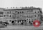 Standbild sowjetischen Soldaten Budapest Ungarn, 1956, aus Sekunde 36 historischem Filmmaterial Videoclip 65675070129