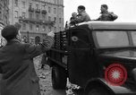 Standbild sowjetische Panzer Budapest Ungarn, 1956, aus Sekunde 4 historischem Filmmaterial Videoclip 65675070130