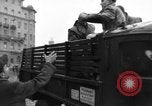 Standbild sowjetische Panzer Budapest Ungarn, 1956, aus Sekunde 5 historischem Filmmaterial Videoclip 65675070130