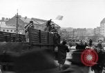 Standbild sowjetische Panzer Budapest Ungarn, 1956, aus Sekunde 9 historischem Filmmaterial Videoclip 65675070130