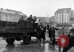 Standbild sowjetische Panzer Budapest Ungarn, 1956, aus Sekunde 10 historischem Filmmaterial Videoclip 65675070130